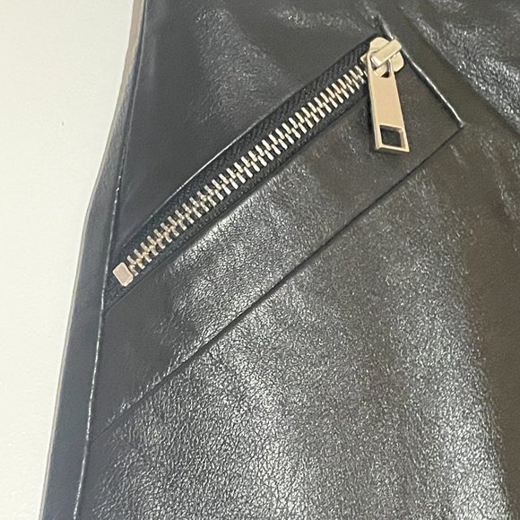 NWT | TOPSHOP | Midi Black Leather Skirt with Zipper Details | US 4 - Picture 4 of 13